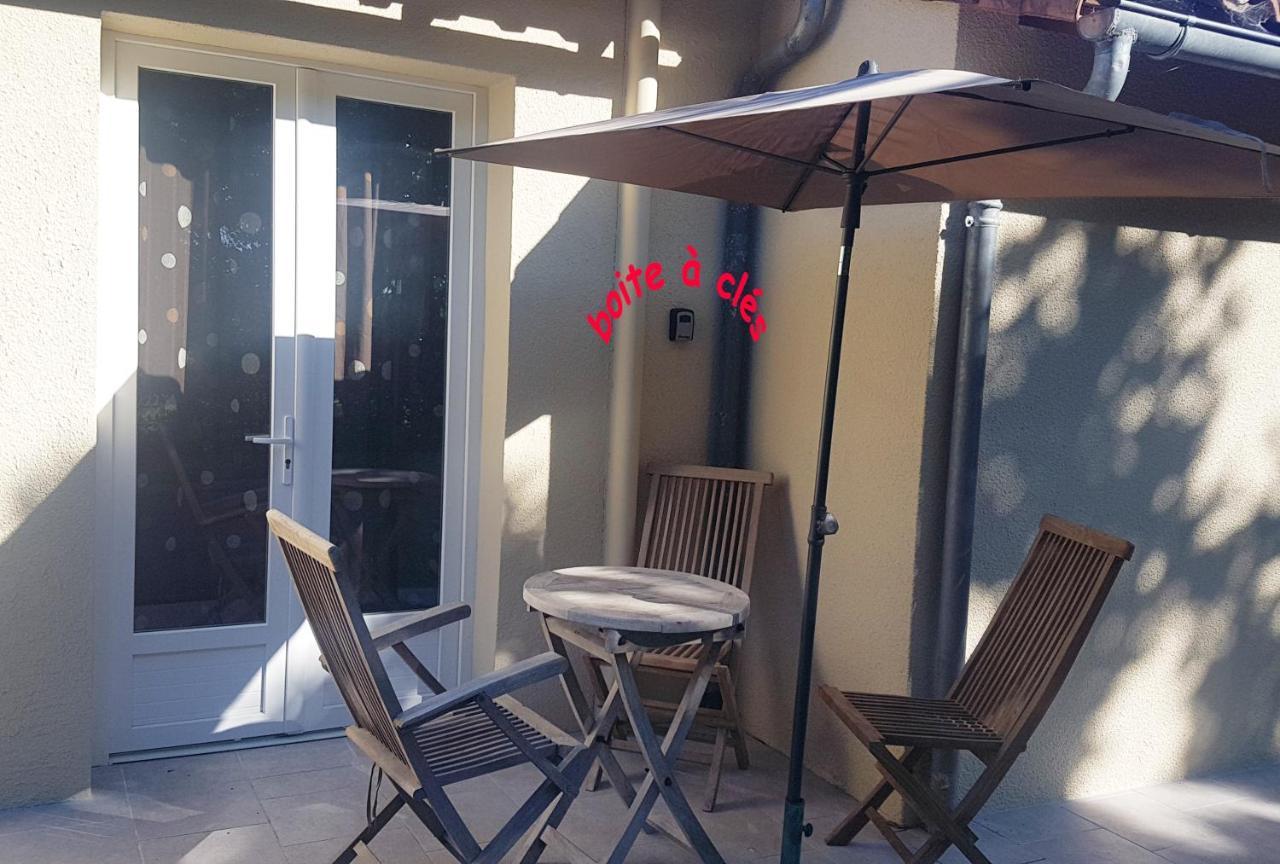 Maison Calme Et Paisible La Faye  ภายนอก รูปภาพ